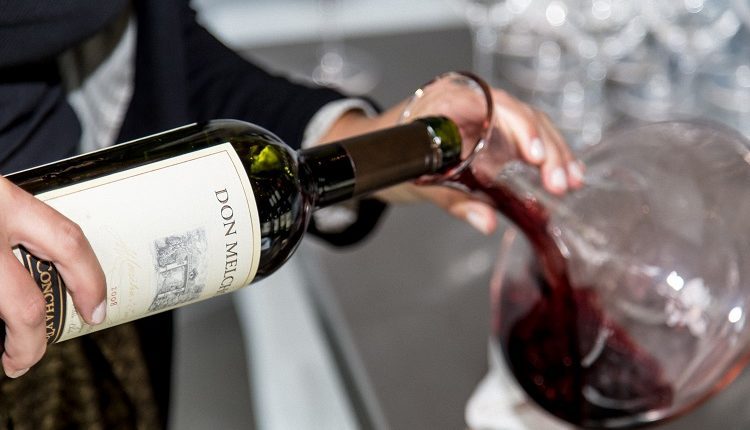 decantar vinho